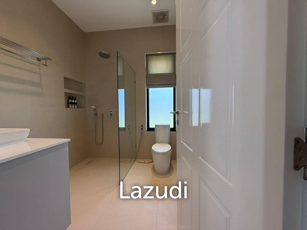 Large Luxury 6 bed pool vila