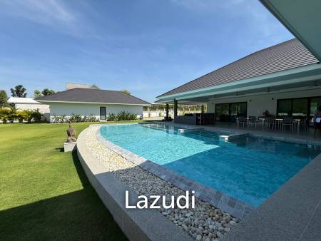 Large Luxury 6 bed pool vila