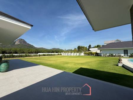 Large Luxury 6 bed pool vila