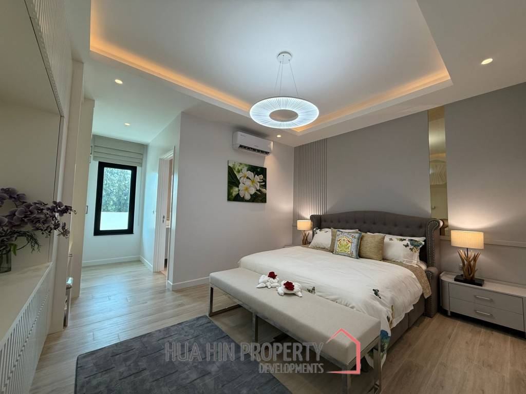 Large Luxury 6 bed pool vila