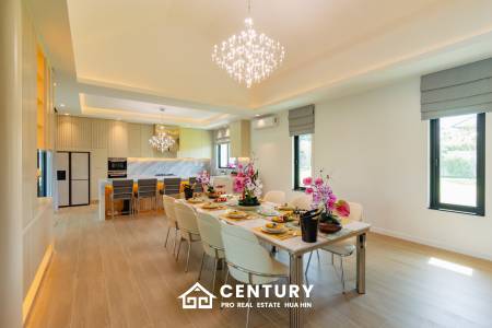 Large Luxury 6 bed pool vila