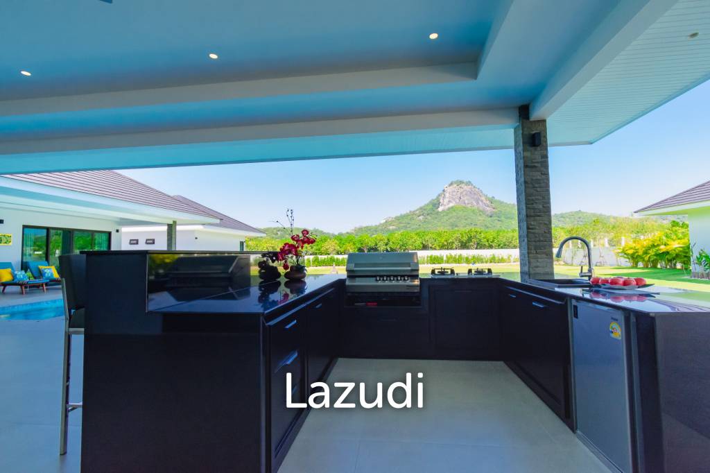 Large Luxury 6 bed pool vila