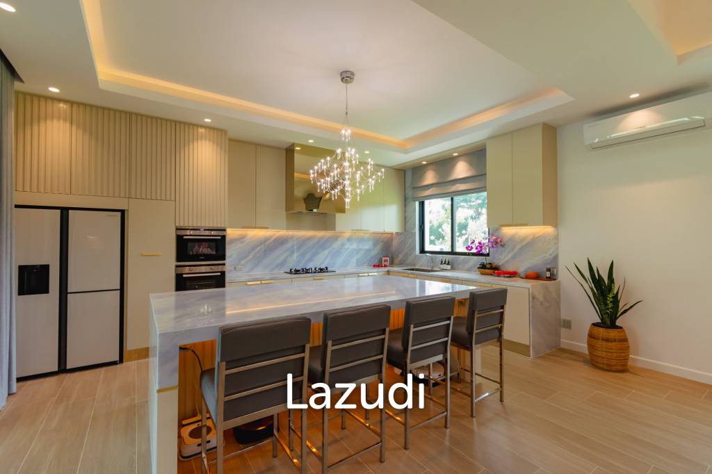 Large Luxury 6 bed pool vila