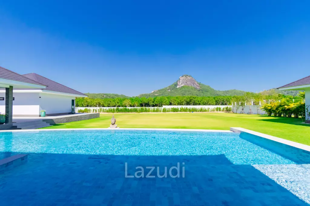 Large Luxury 6 bed pool vila