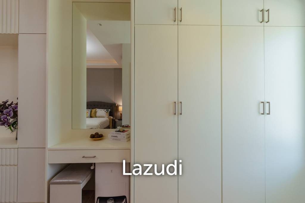 Large Luxury 6 bed pool vila