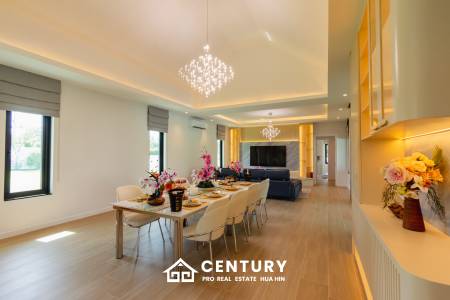 Large Luxury 6 bed pool vila