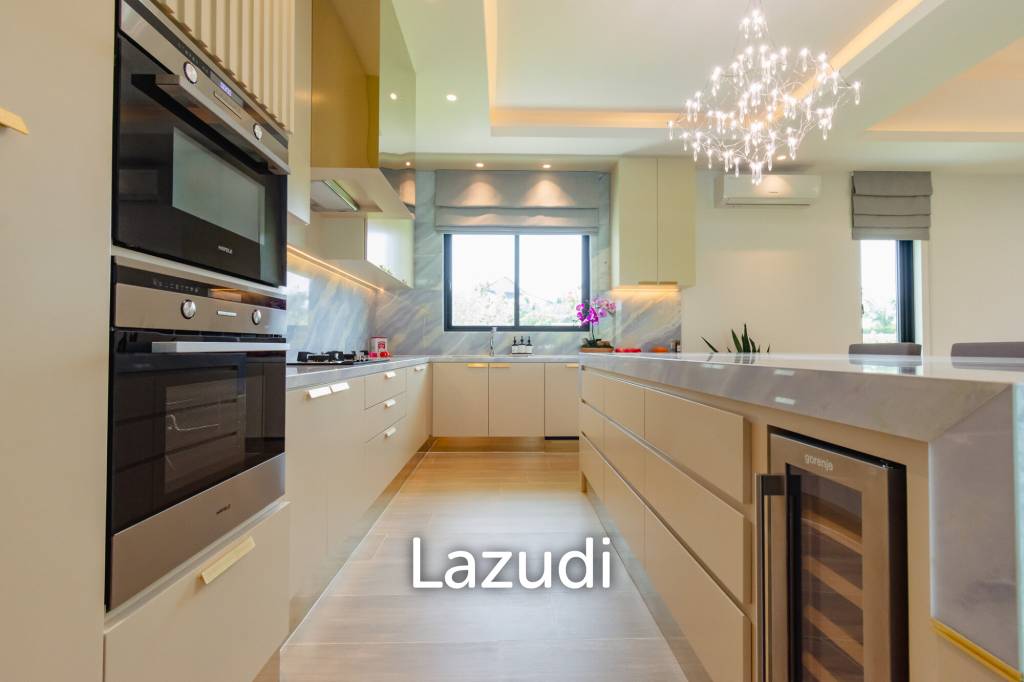 Large Luxury 6 bed pool vila