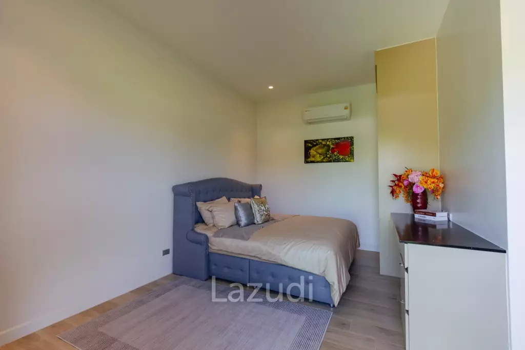 Large Luxury 6 bed pool vila