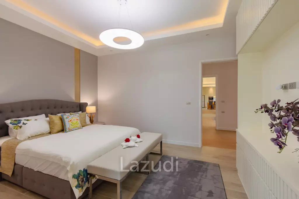 Large Luxury 6 bed pool vila