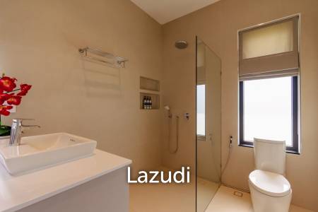 Large Luxury 6 bed pool vila