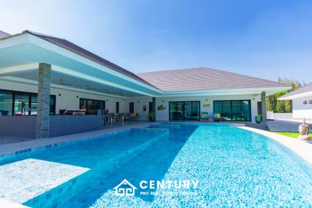 Large Luxury 6 bed pool vila
