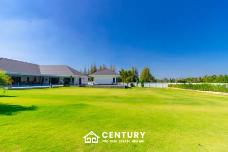 Large Luxury 6 bed pool vila