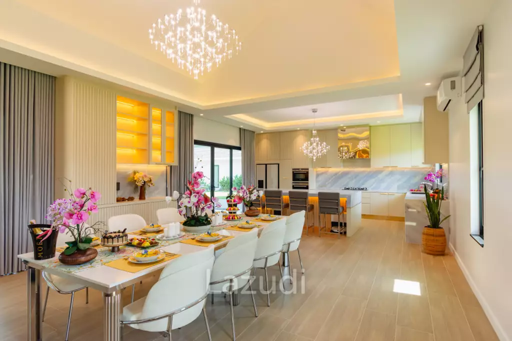 Large Luxury 6 bed pool vila