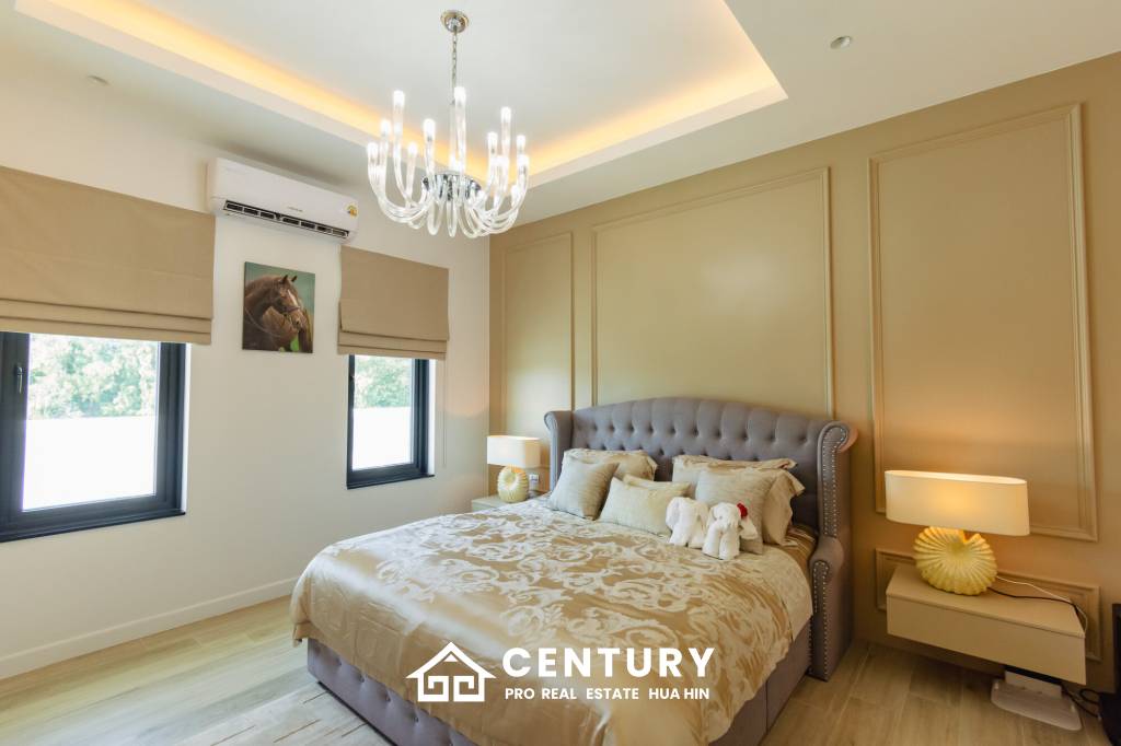 Large Luxury 6 bed pool vila