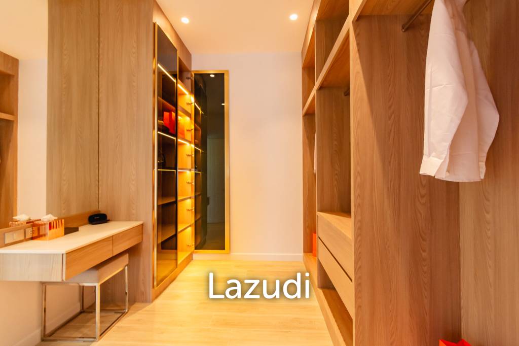 Large Luxury 6 bed pool vila