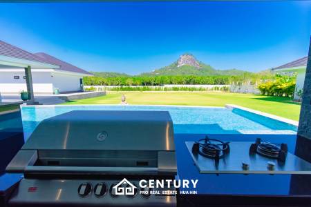 Large Luxury 6 bed pool vila