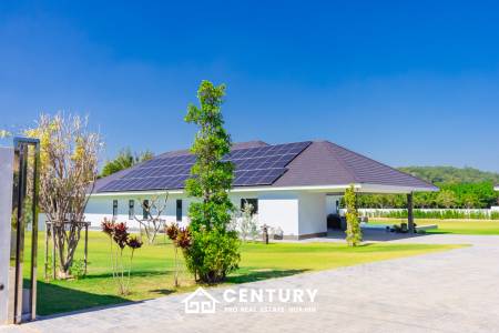 Large Luxury 6 bed pool vila