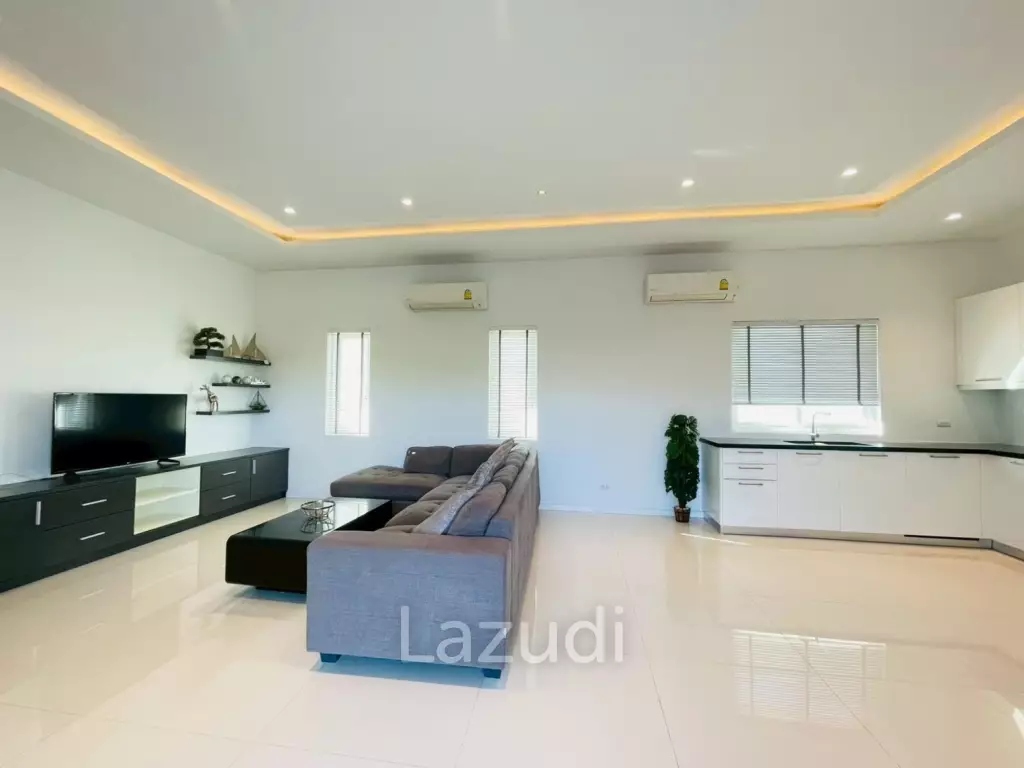 Aria: 3 Bedroom 3 bathroom Pool Villa for Rent (Near Town)