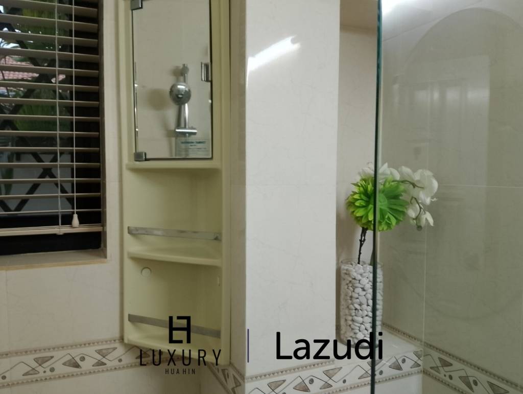 450 metro cuadrado 3 ` 2 Baño Villa de Alquiler