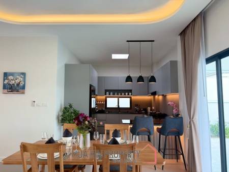 129 sqm modern pool villa in Cha-Am Phetchaburi