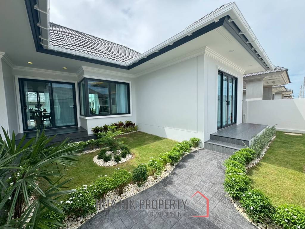 129 sqm modern pool villa in Cha-Am Phetchaburi