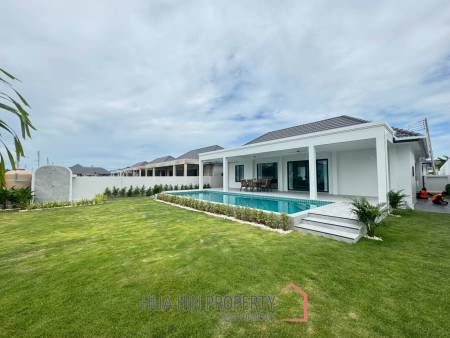 129 sqm modern pool villa in Cha-Am Phetchaburi