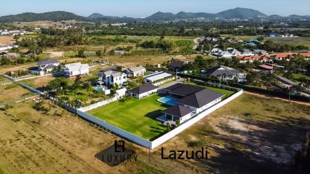 3,980 qm 7 Bett 8 Bad Villa Für Verkauf