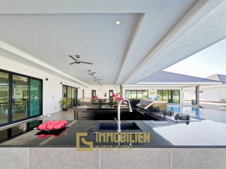 3.980 qm Grundstück / 15 Meter Infinity-Pool / 7 Schlafzimmer