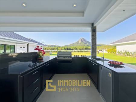 3.980 qm Grundstück / 15 Meter Infinity-Pool / 7 Schlafzimmer