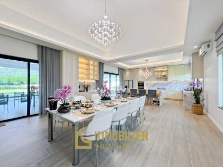 3.980 qm Grundstück / 15 Meter Infinity-Pool / 7 Schlafzimmer