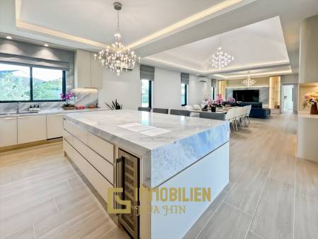 3.980 qm Grundstück / 15 Meter Infinity-Pool / 7 Schlafzimmer