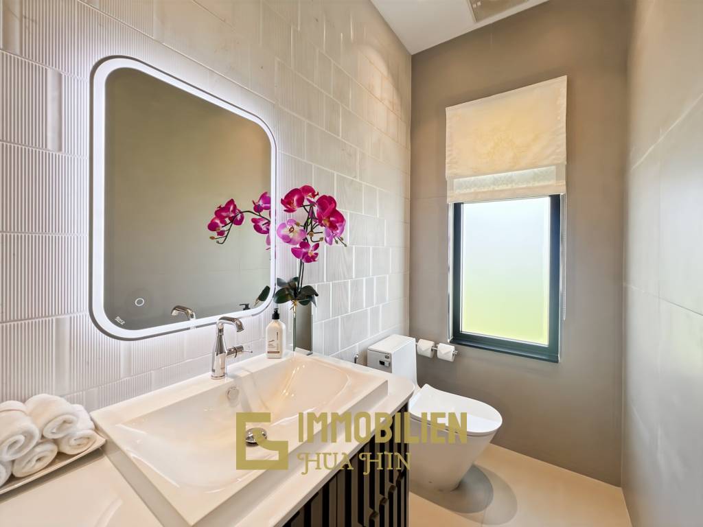 3.980 qm Grundstück / 15 Meter Infinity-Pool / 7 Schlafzimmer