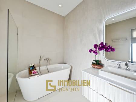 3.980 qm Grundstück / 15 Meter Infinity-Pool / 7 Schlafzimmer