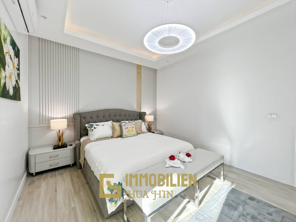 3.980 qm Grundstück / 15 Meter Infinity-Pool / 7 Schlafzimmer