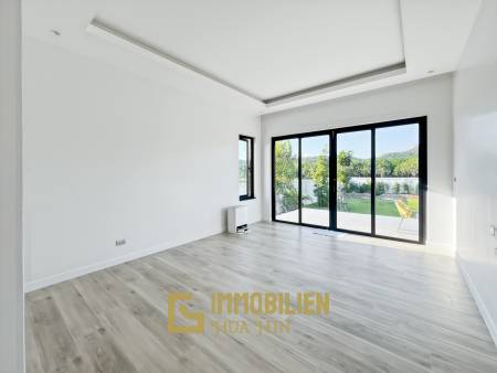 3.980 qm Grundstück / 15 Meter Infinity-Pool / 7 Schlafzimmer