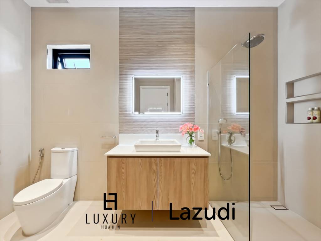 3,980 qm 7 Bett 8 Bad Villa Für Verkauf