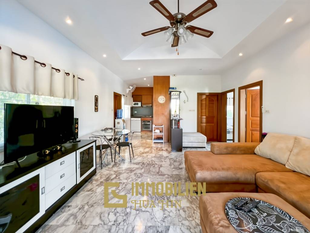 Sauna / ruhige Lage / privater Pool