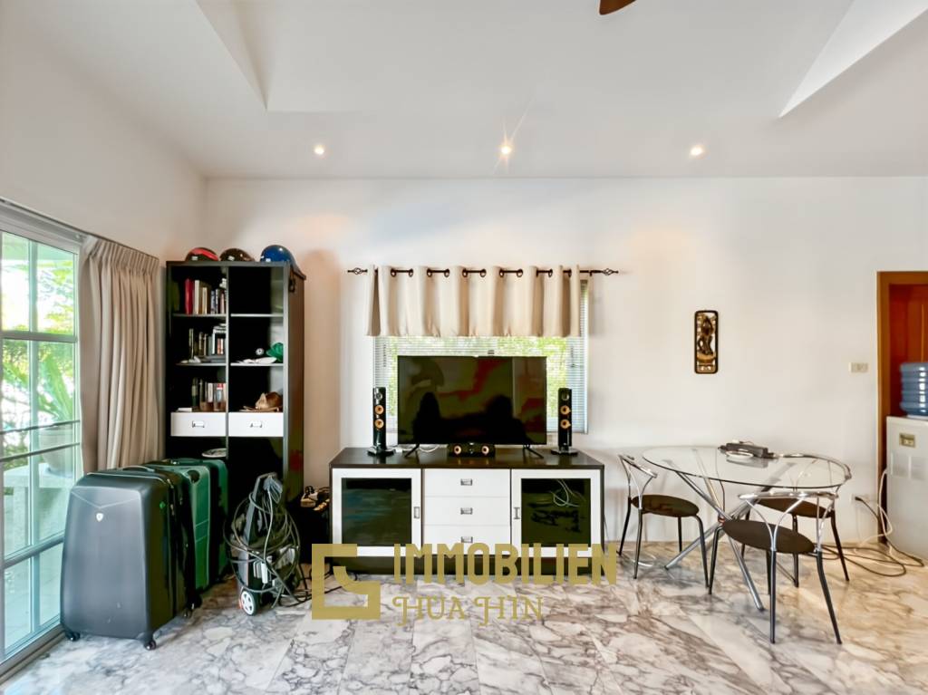 Sauna / ruhige Lage / privater Pool