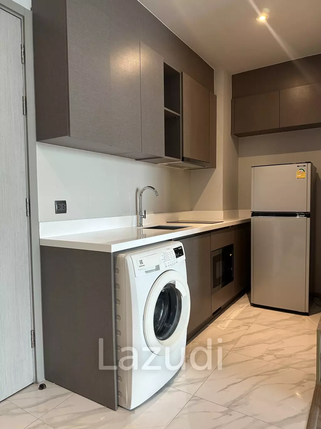 1 Bed 1 Bath 35 SQ.M RHYTHM Ekkamai
