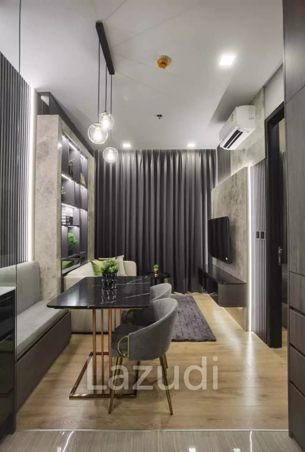 1 Bedroom 1 Bathroom 35 SQ.M Noble Around Ari