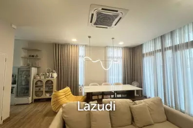 367 sqm modern townhouse in Patio Ratchayothin Chantharakasem Chatuchak
