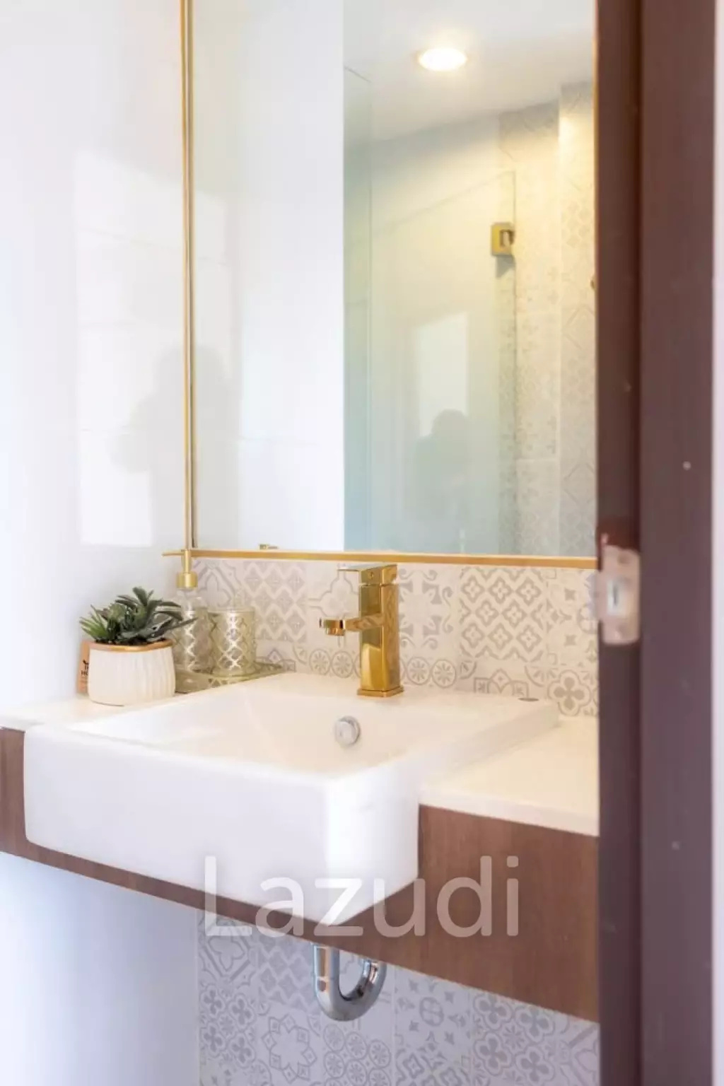 BLUROC HUA HIN : 2 bed with pool views