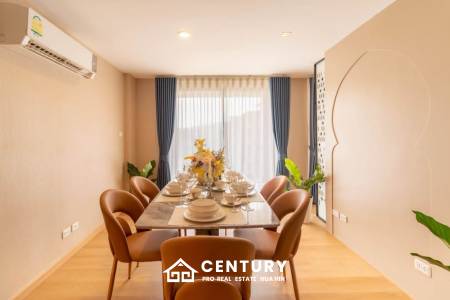 BLUROC HUA HIN : 2 bed with pool views