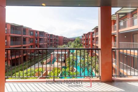 BLUROC HUA HIN : 2 bed with pool views