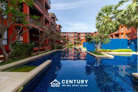 BLUROC HUA HIN : 2 bed with pool views