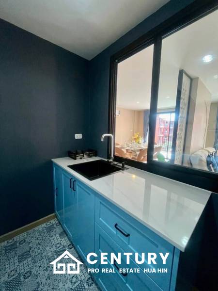 BLUROC HUA HIN : 2 bed with pool views