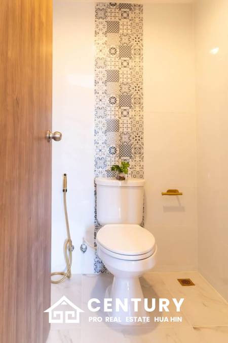 BLUROC HUA HIN : 2 bed with pool views