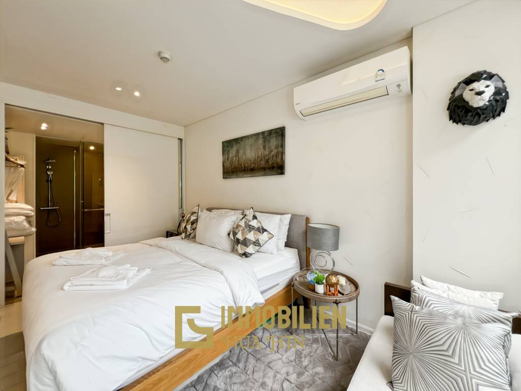 Poolblick / 45 qm Wohnfläche / Eigentum