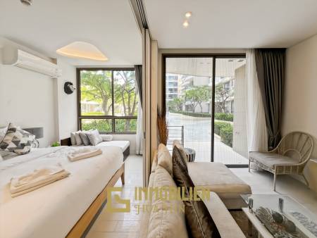 Poolblick / 45 qm Wohnfläche / Eigentum