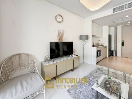 Poolblick / 45 qm Wohnfläche / Eigentum